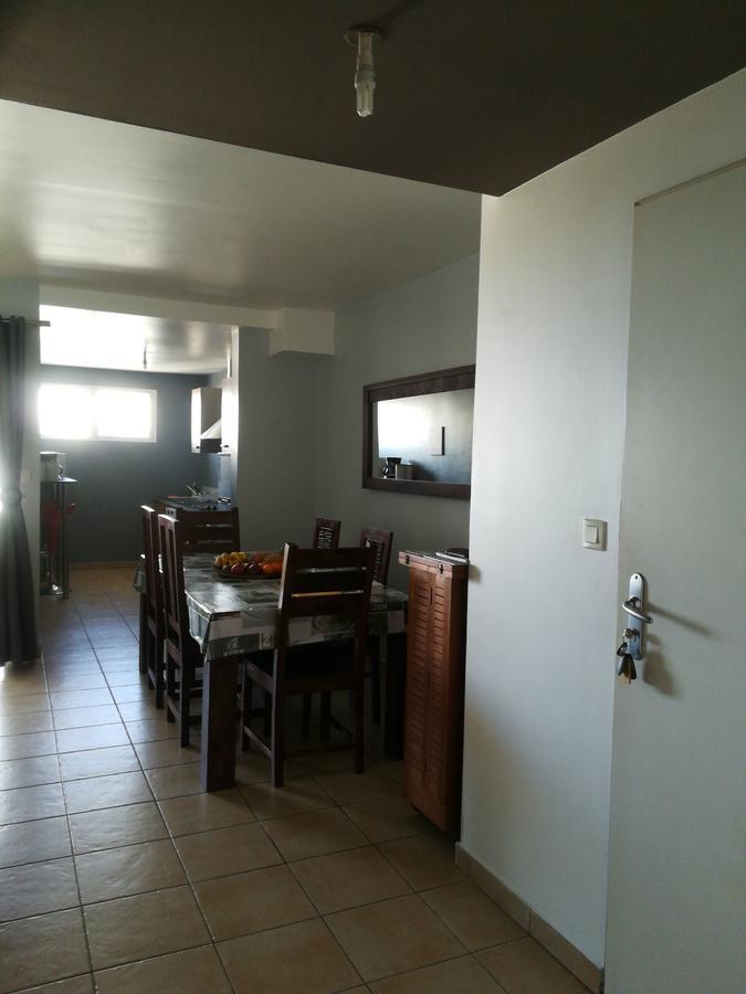 סן-פייר Appartement Meuble De Tourisme מראה חיצוני תמונה