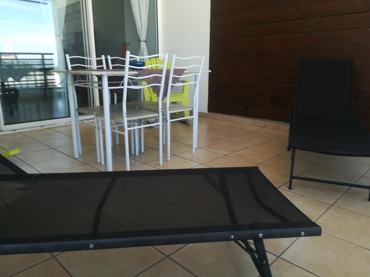 סן-פייר Appartement Meuble De Tourisme מראה חיצוני תמונה