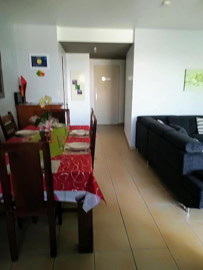 סן-פייר Appartement Meuble De Tourisme מראה חיצוני תמונה
